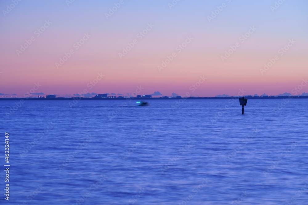 Fototapeta premium Florida Tampa bay sun set landscape 