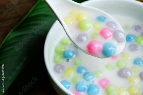 Thai dessert ,Three-Color Rice Dumpling in Coconut Milk, Bualoy Sam Si photo