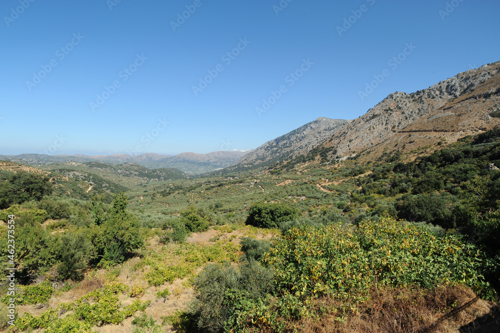 Vue depuis la maison d'hôtes à Tichos près de Kastamonitsa en Crète