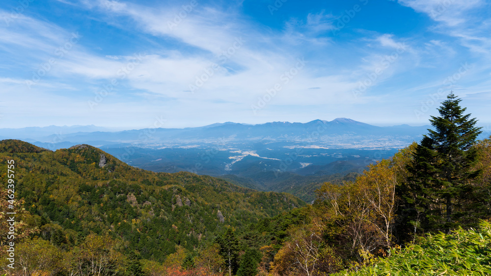 大河原峠から見る浅間山方面/【北八ヶ岳】日本長野県佐久市 大河原峠から見る浅間山方面/【北八ヶ岳】日本長野県佐久市