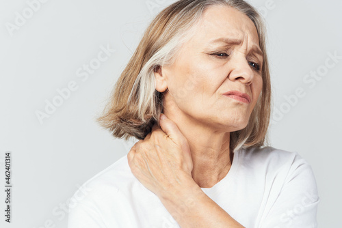 elderly woman joint pain health problems treatment