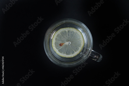 glass of water with lemon © Anastasiya