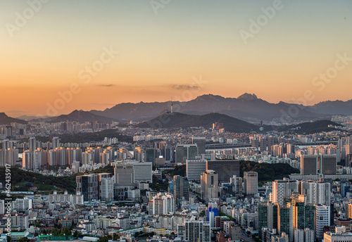 Obraz na płótnie Namsan tower at sunset, Seoul South Korea w salonie