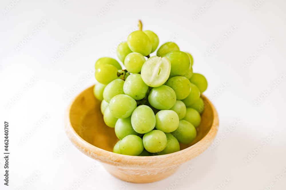 Shine Muscat Japanese favorite autumn fruits Shine Muscat Japanese favorite autumn fruits