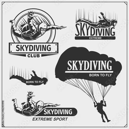 Wallpaper Mural Skydiving and parachuting emblems. Sport club labels.
