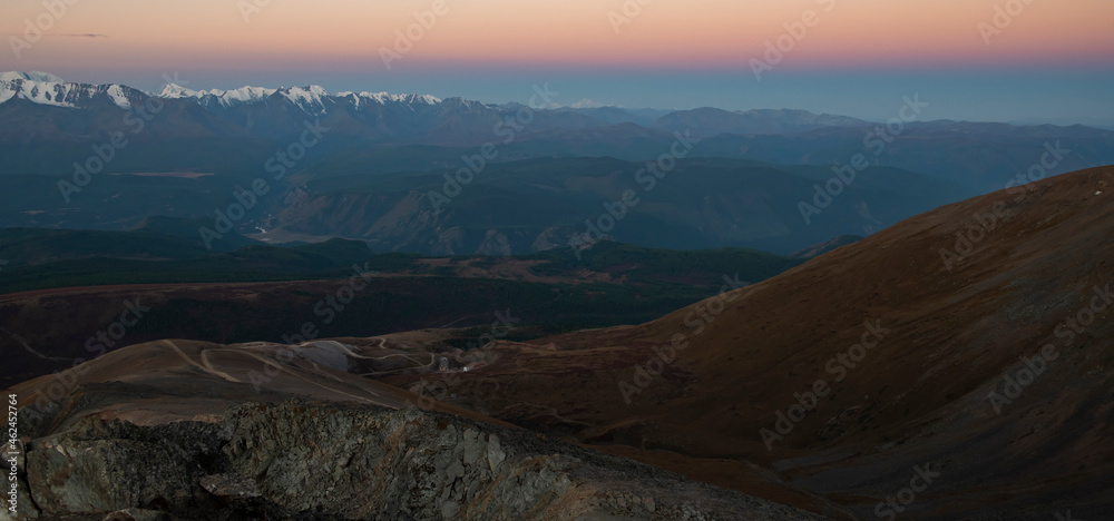 Obraz premium sunset in the mountains