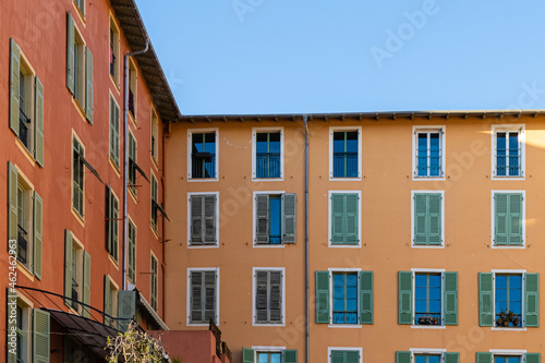 facades of buildings in the historic old town of Nice © philippe paternolli