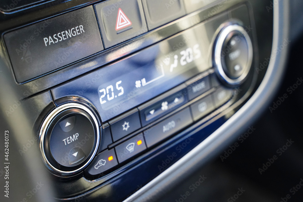 Temperature button and climate control in a car. Temperature button and climate control in a car.