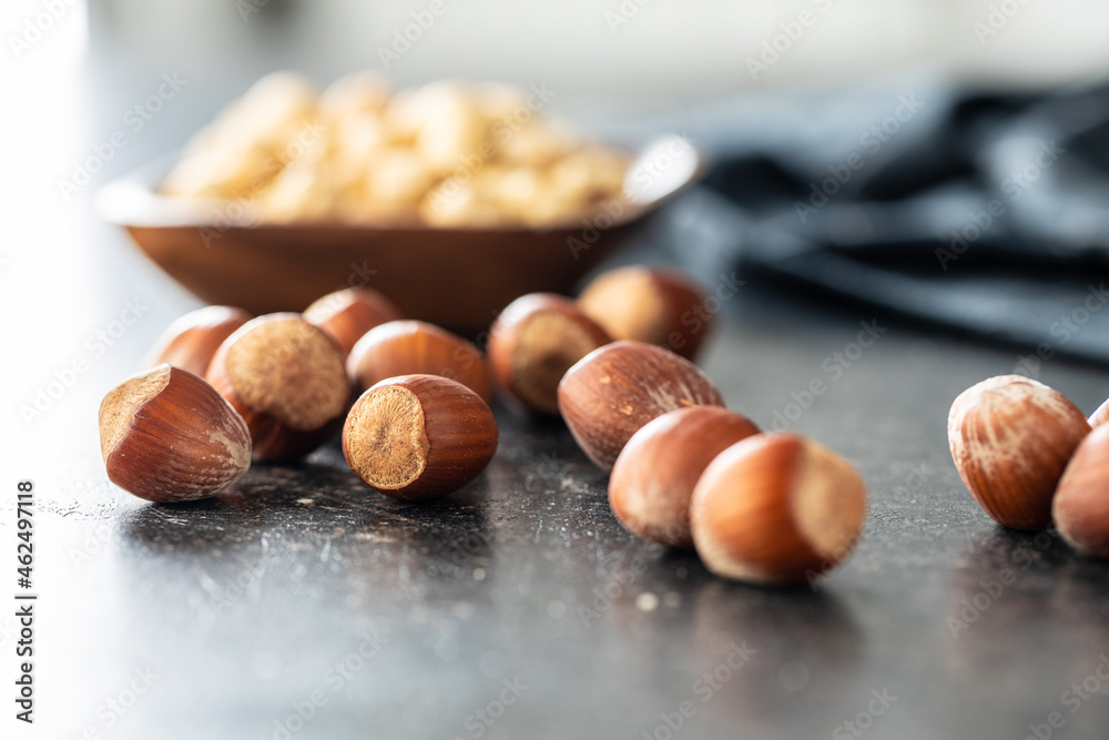 Unpeeled roasted hazelnut kernels.