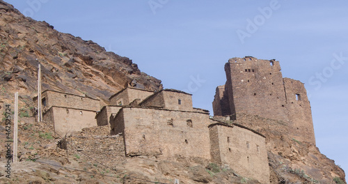 castle and village, in high atlas mountains morocco. the use of this kind of castle in the high mountains is to protect the goods of the villagers, © Abraynoss