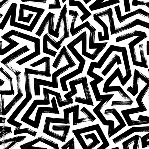 Bold lines irregular maze seamless pattern. Abstract geometric background with black brush strokes. Vector triangular lines with scrapes. Hand drawn grunge black paint background. Irregular labyrinth.