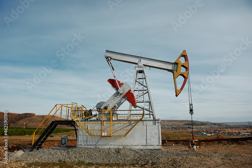 Technological oil and gas production. Production, transportation and processing of oil and gas. Production for the world's population.