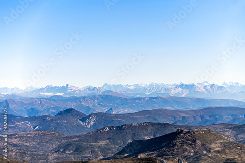 vue des montagnes au sommet du Mont-Ventoux