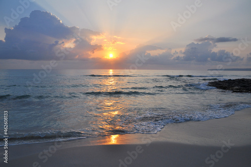 Sonnenaufgang am Strand 