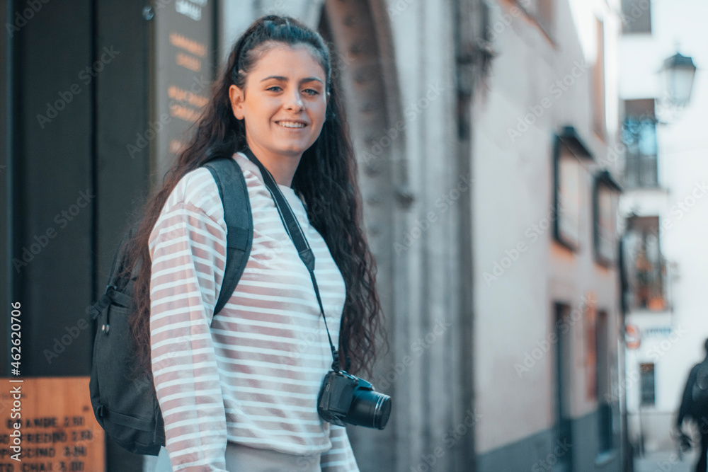 Φωτογραφία Adolescente turista trotamundos viajando por la ciudad de Venecia junto con su c