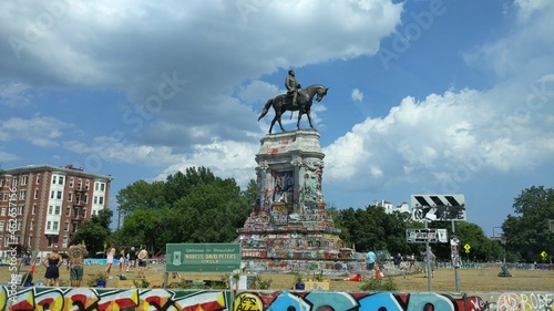 Robert E Lee statue with graffiti  photo