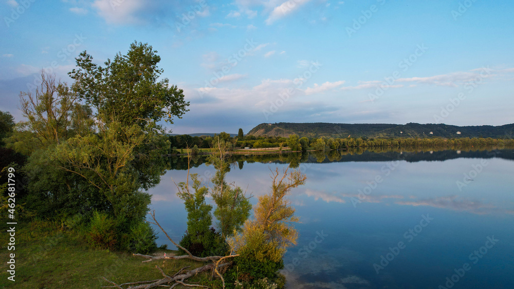 Fototapeta premium Lac de Léry-Poses en Normandie
