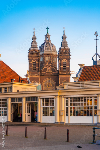 Netherlands, North Holland, Amsterdam, Street in front ofÔøΩBasilica of Saint Nicholas