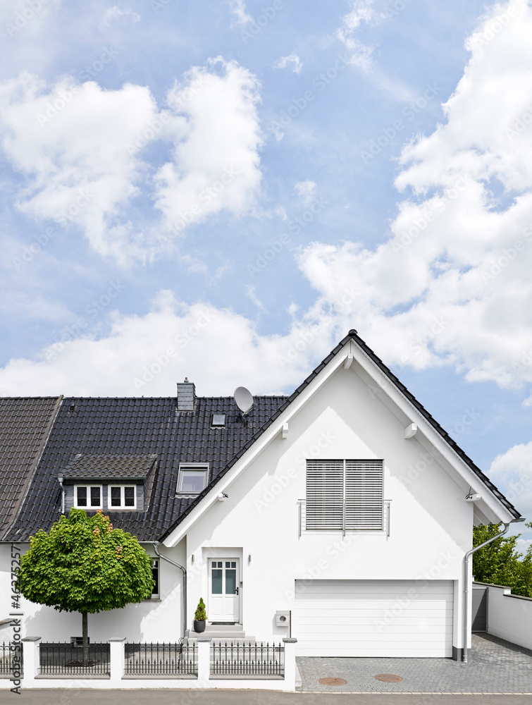 Germany, Cologne, white new built one-family house Germany, Cologne, white new built one-family house
