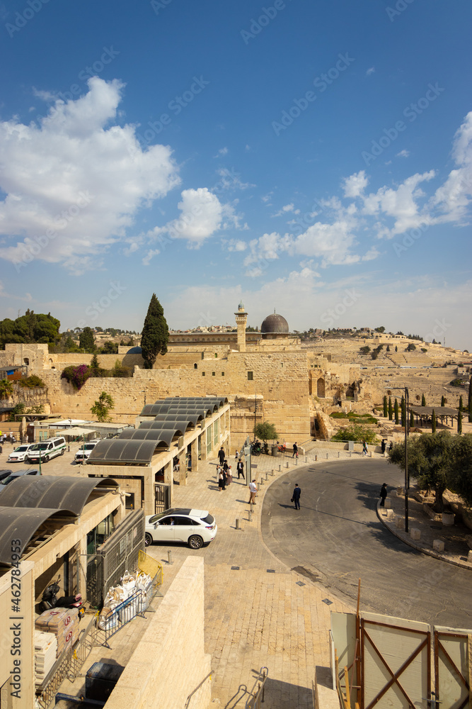 jerusalem-israel. 13-10-2021. View from above of the Western Wall and the Temple Mount and the Al Aqsa Mosque