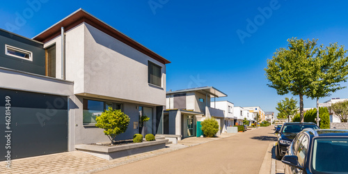 Germany, Bavaria, Neu-Ulm, New modern single-family houses of Wiley residential area