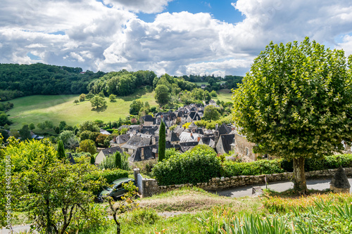 Turenne, village médiéval, est une commune française en Corrèze et région Nouvelle-Aquitaine, France.	