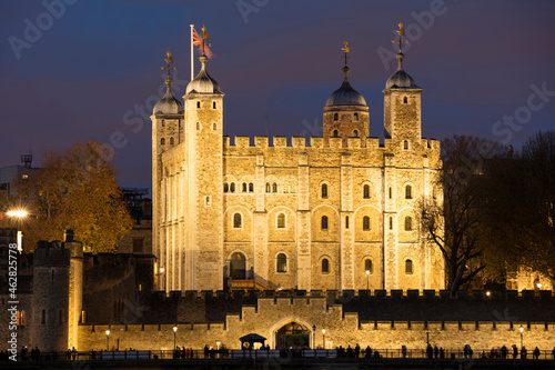 United Kingdom, England, London, Tower Hill, White Tower at night