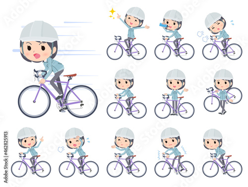 ロードバイクに乗った現場監督女性のセット