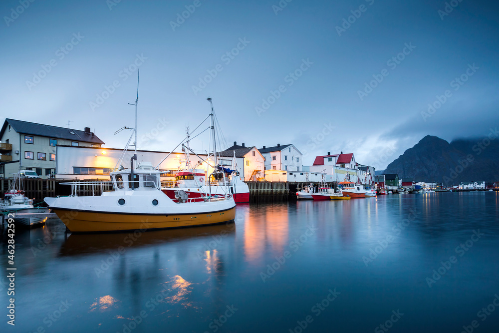 Norway, Lofoten Islands, Henningsvaer in the evening