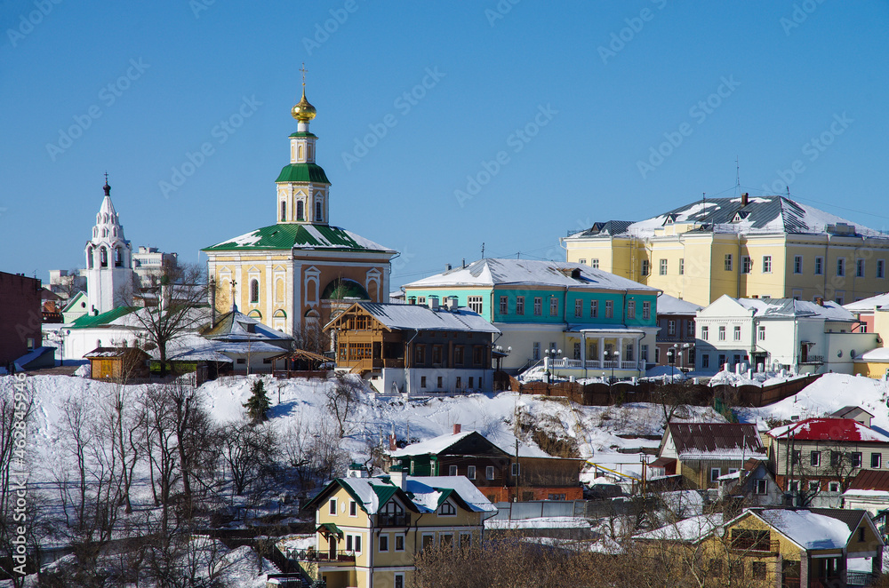 Obraz premium Vladimir, Russia - March, 2021: Top view of the city street in winter sunny day. Saint George Cathedral