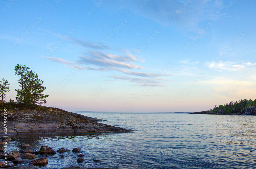 Naklejka premium Sunset on Lake Ladoga. Ladoga Skerries, Karelia, Russia