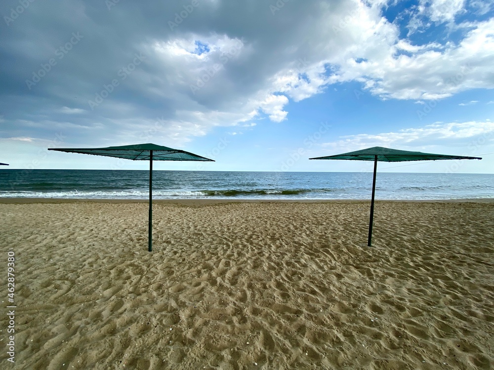 Fototapeta premium Beach at the Black Sea on a cloudy afternoon
