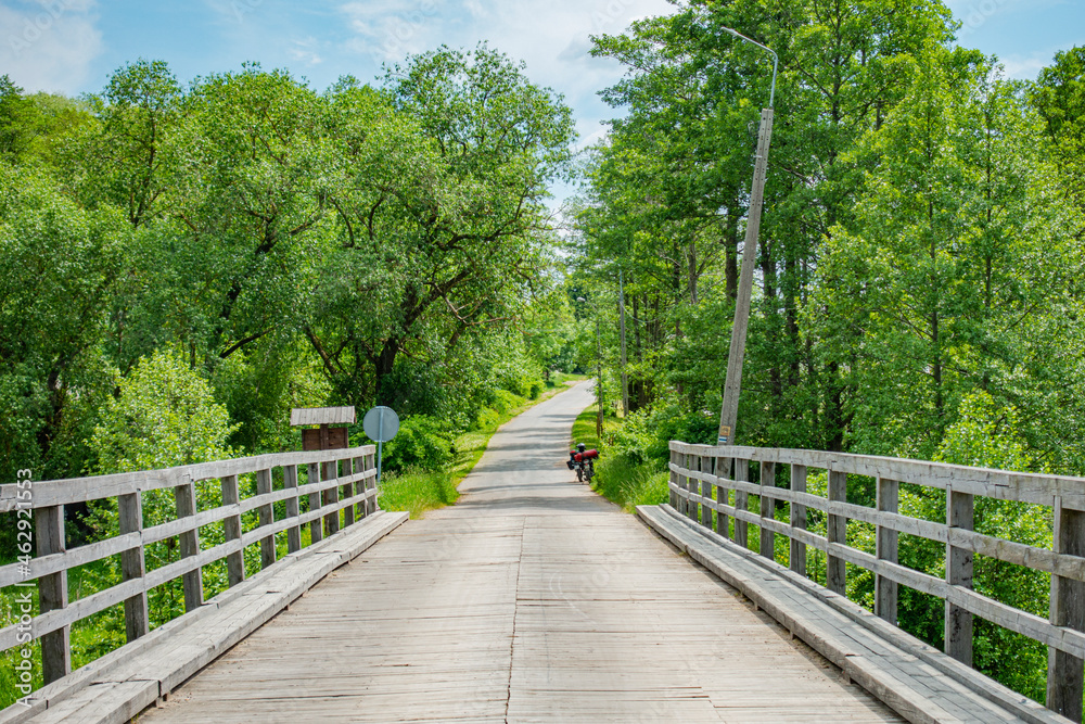 biebrza biebrzański park narodowy rzeka potok strumień rzeczka łąka pole pola pastwisko rolnictwo wieś podlasie podlaskie suwalszczyzna biebrza biebrzański park narodowy rzeka potok strumień rzeczka łąka pole pola pastwisko rolnictwo wieś podlasie podlaskie suwalszczyzna
