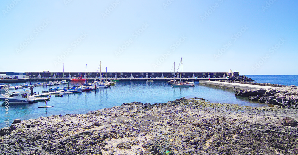 Puerto y playa de La Restniga, El Hierro, Santa Cruz de Tenerife, Islas Canarias, España, Europa
Puerto y playa de La Restniga, El Hierro, Santa Cruz de Tenerife, Islas Canarias, España, Europa