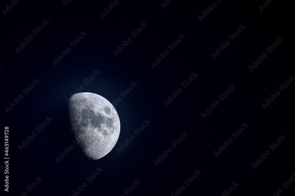 Moon on black sky, close up of the moon, moon phase, blue moon, under the moon i saw you, dark side of the moon - obrazy, fototapety, plakaty 