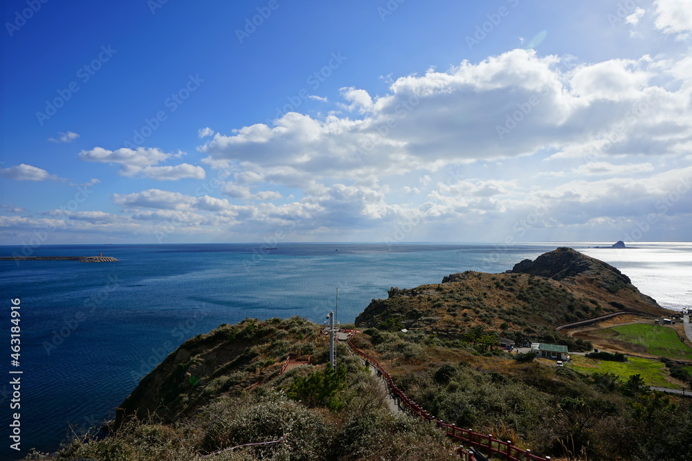 a wonderful seascape with charming clouds a wonderful seascape with charming clouds