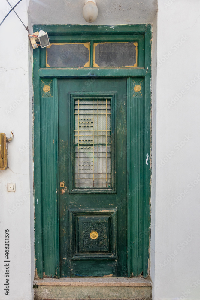 Alte grüne Tür in Ano Vianos