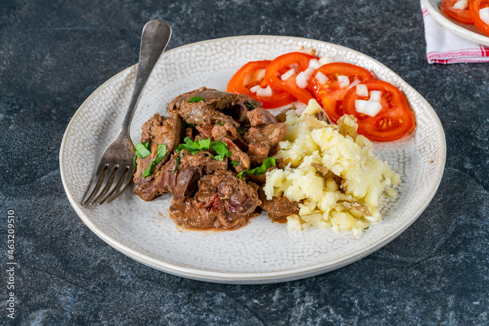 Chicken liver and chorizo in creamy sauce