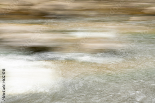Slow shutterspeed photography on a small river in the south of Belgium.