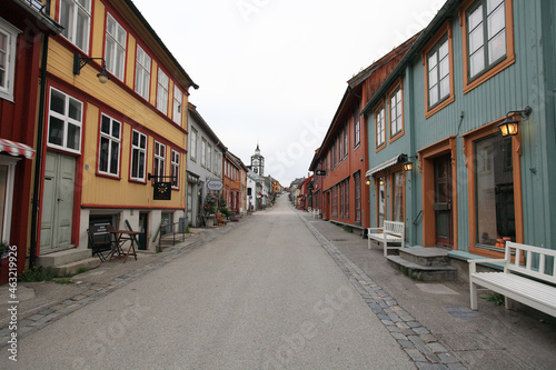 Streets of the old Røros (Roros), Norway