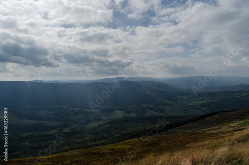 Fototapeta Naklejka Na Ścianę i Meble -  Z połoniny Caryńskiej - Bieszczady 