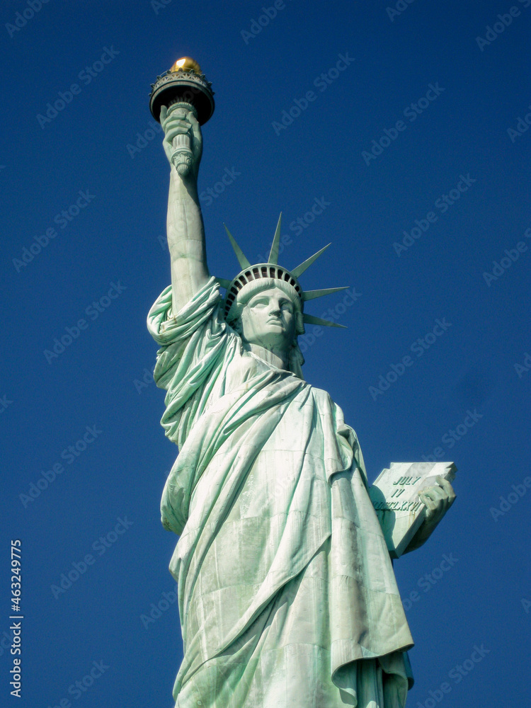 Fototapeta premium flag, USA, American, stars, stripes, United States, patriotic, patriotism, freedom, symbol, blue, red, US, sky, white, wind, waving, pole, national, flying
