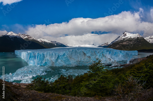 Glacier and clouds in Patagonia, Santa Cruz Province,  Argentina. © foto4440
