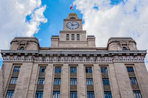 Shanghai, modernity and tradition