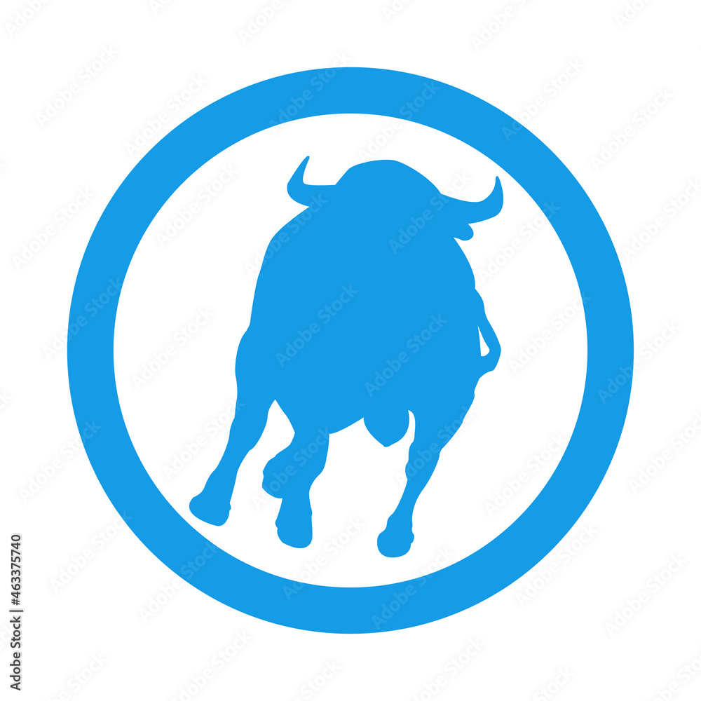 Icono plano silueta de toro de lidia atacando en círculo color azul Icono plano silueta de toro de lidia atacando en círculo color azul