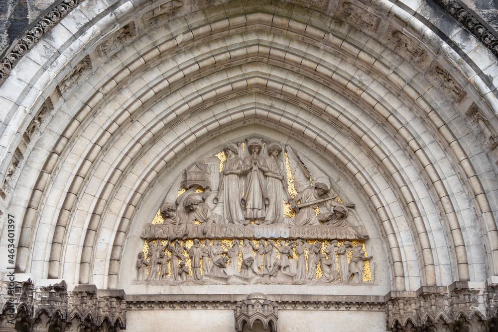 saint cathedral gothic