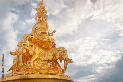 gold statue of Samantabhadra Bodhisattva mount emei summit