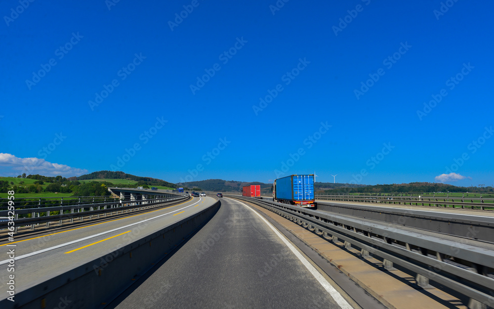 Bundesautobahn 45 / Dilltalbrücke Haiger in Hessen Bundesautobahn 45 / Dilltalbrücke Haiger in Hessen