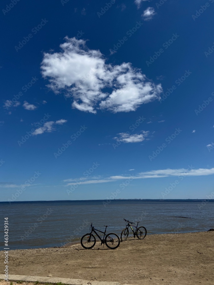 Fototapeta premium bikes on the beach