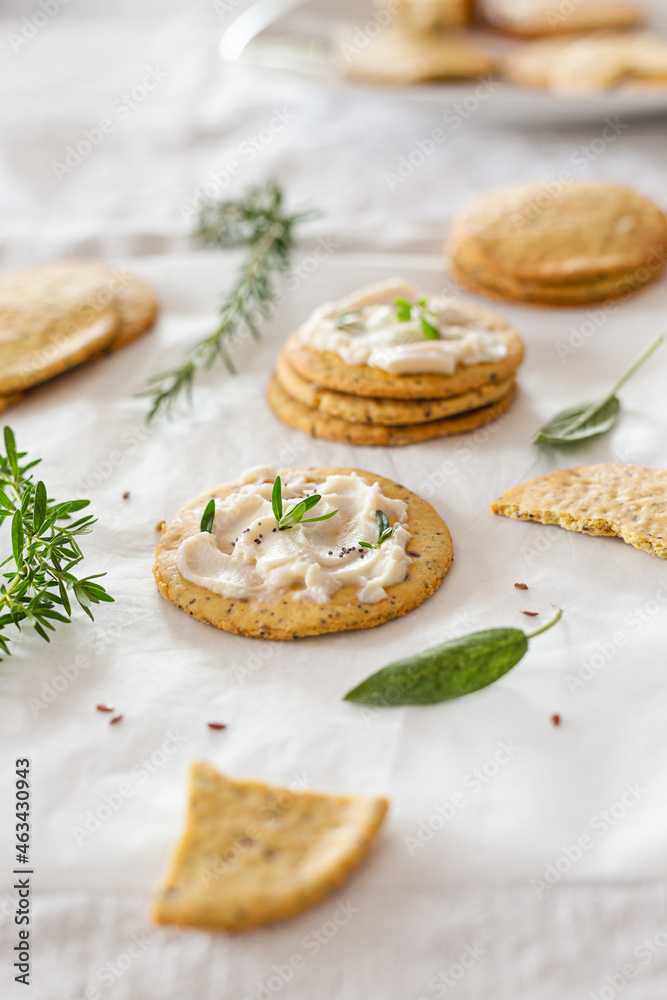 Cracker with chickpea flour, vegan cheese and various seeds. Vegan recipe-1 Cracker with chickpea flour, vegan cheese and various seeds. Vegan recipe-1